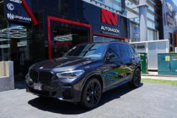 BMW X5 M50i 2023