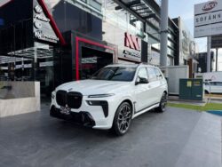 BMW X7 M60i 2025