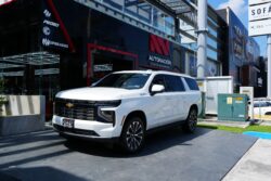 CHEVROLET SUBURBAN HIGH COUNTRY 2025